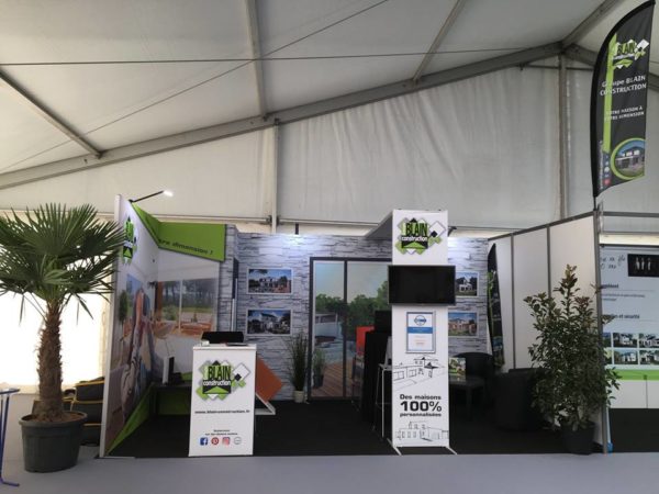 Stand du Groupe BLAIN CONSTRUCTION au salon de l'Habitat Saint-Nazaire