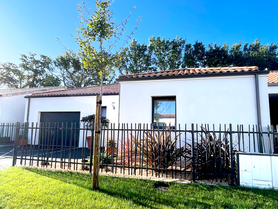 Maison de plain-pied à Saint-Philbert-de-Grand-Lieu - vue de la rue