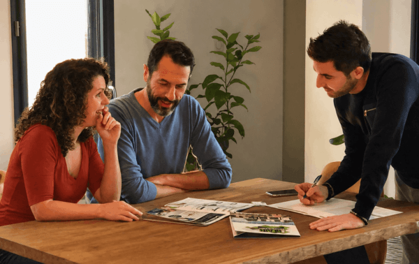 Comment bien préparer son premier rendez-vous avec un constructeur